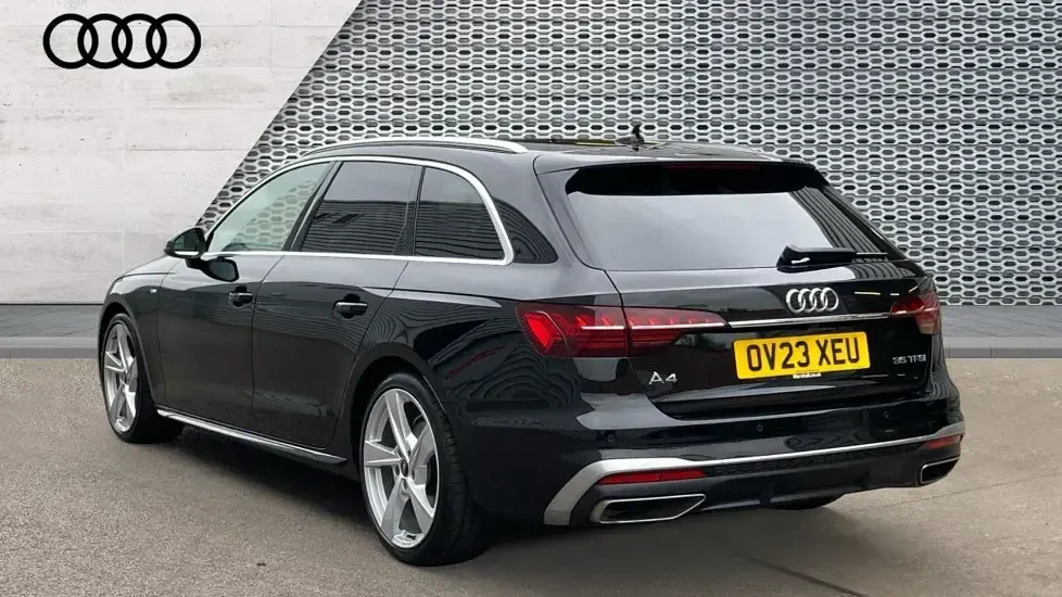 Used Audi A4 S-Line 150 HP (110 kW) 2023 Black Estate