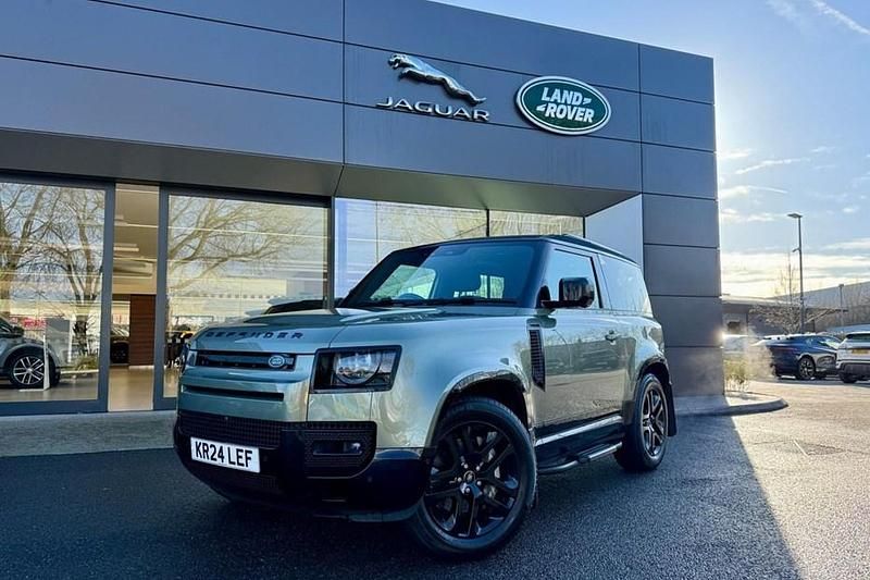 Used 2024 Land Rover Defender HSE Dynamic Hatchback | £59,990 (Fair price) - Image 1/1