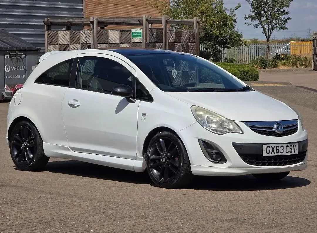 Used Vauxhall Corsa Edition 2014 White Hatchback