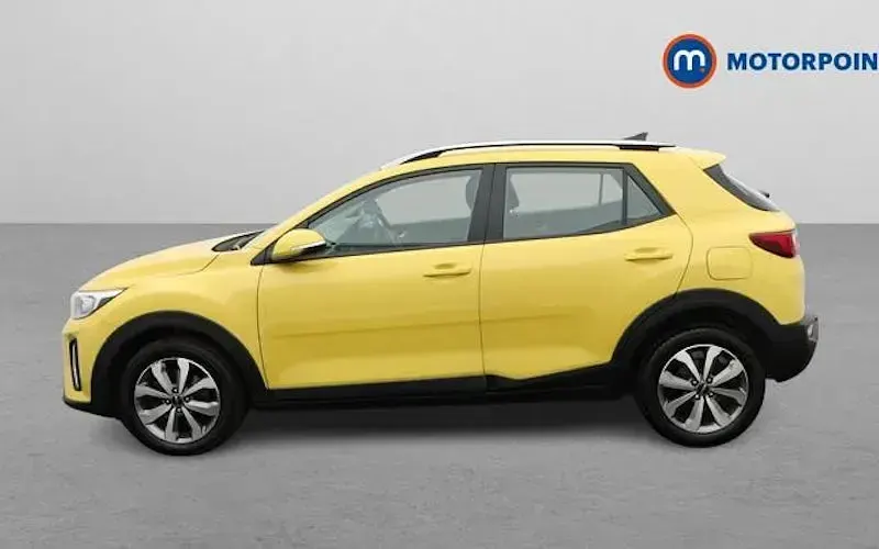 Used Kia Stonic 99 HP (72 kW) 2025 Yellow SUV