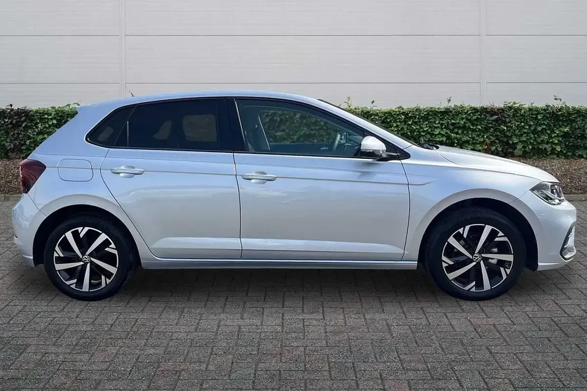 Used VW Polo Match 95 HP (69 kW) 2026 Reflex silver Hatchback