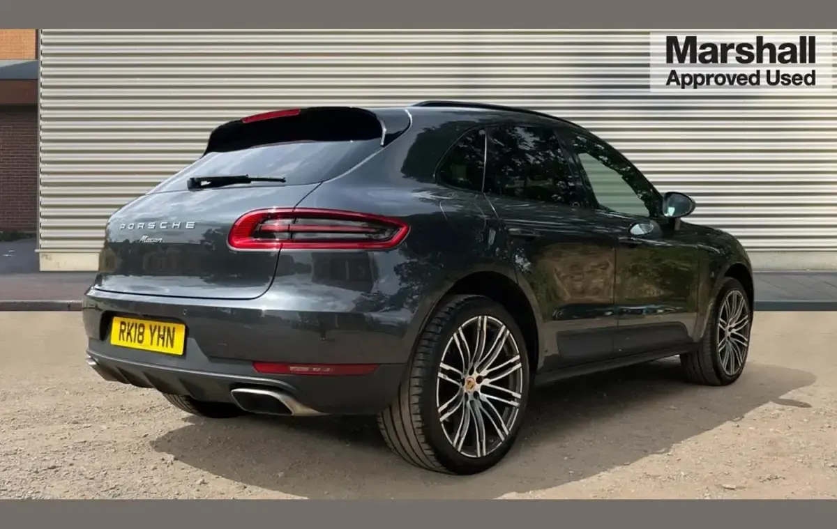Used Porsche Macan 252 HP (185 kW) 2018 Grey SUV