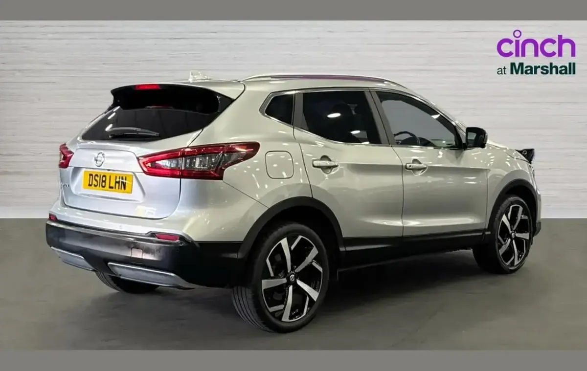 Used Nissan Qashqai Tekna+ 108 HP (79 kW) 2018 Silver SUV