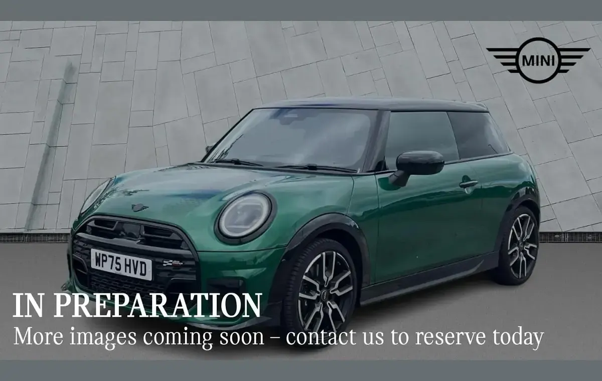Used Mini Cooper Sport 147 kW (200 HP) 2025 Green Hatchback