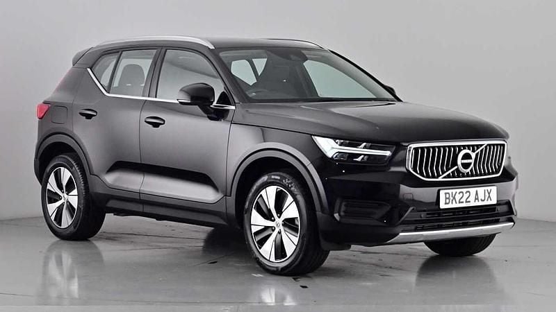 Onyx black Used 2022 Volvo XC40 Inscription SUV | £23,595 (Good price) - Image 1/4