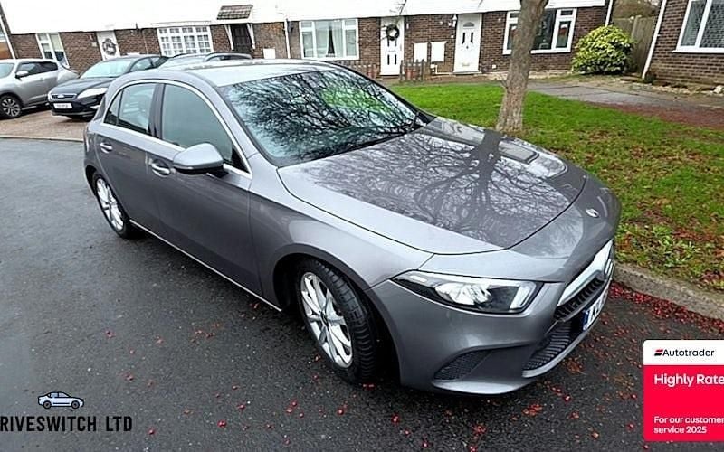 Used 2020 Mercedes A180 Hatchback | £12,374 (Good price) - Image 1/4