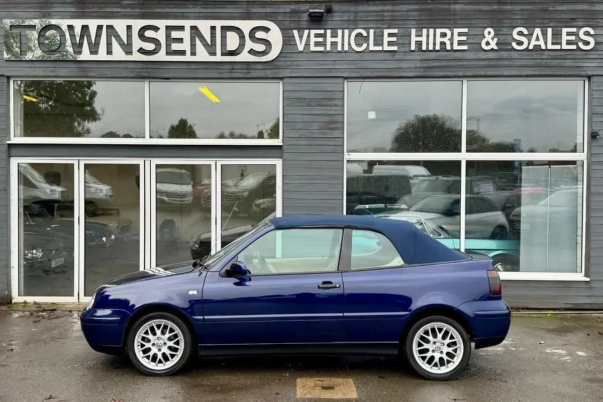 Used VW Golf Cabriolet 116 HP (85 kW) 2001 Blue Cabriolet