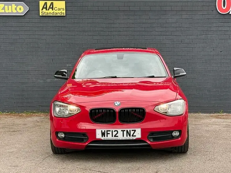 Used BMW 116 Sport Line 2012 Red Hatchback
