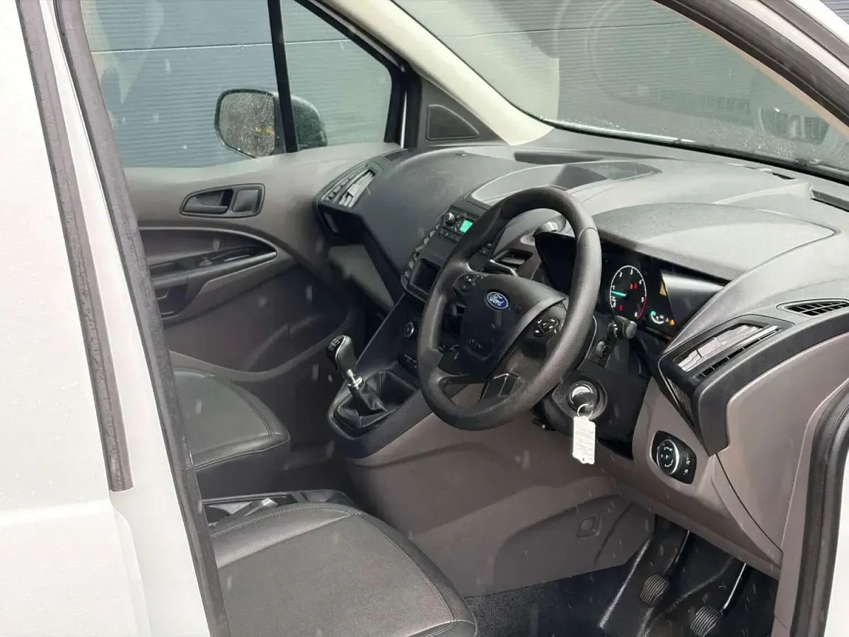 Used Ford Transit Connect S 2023 White MPV