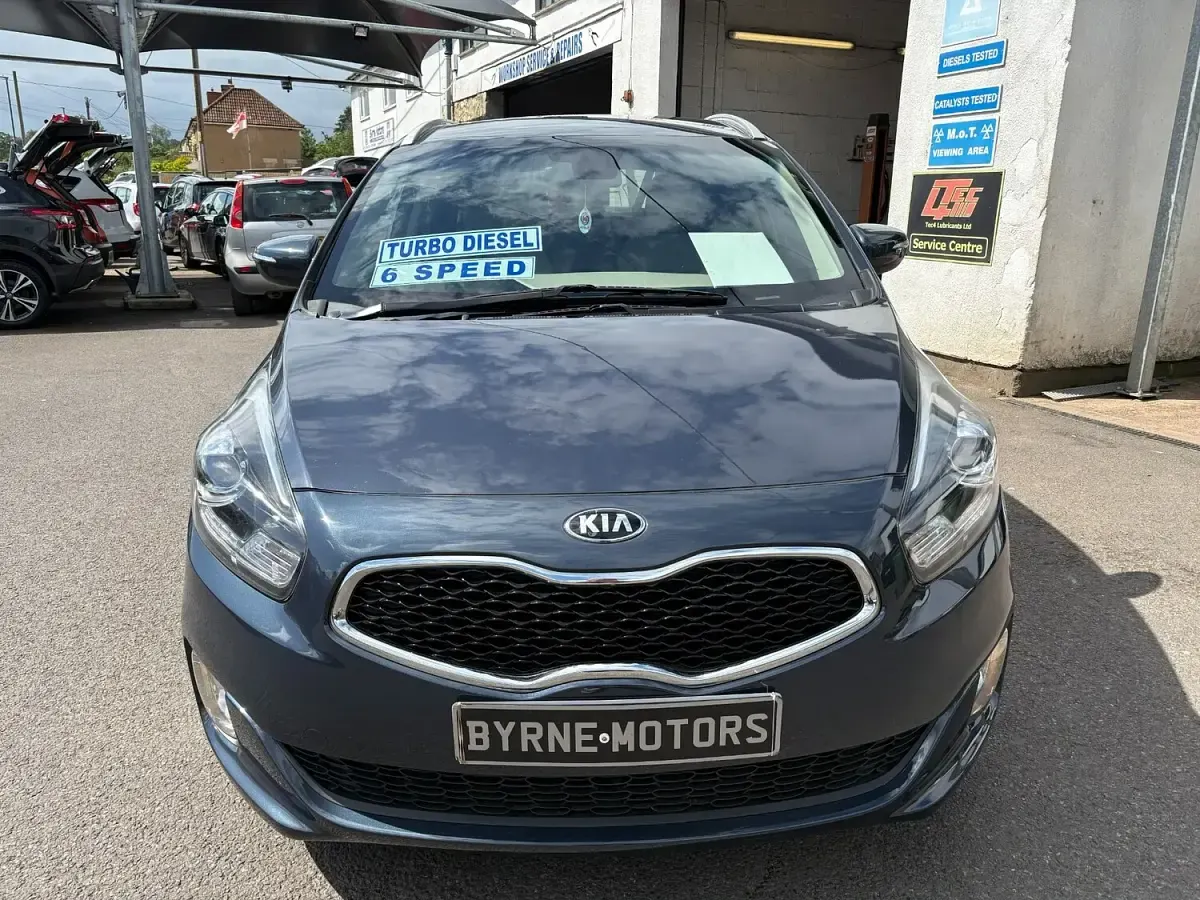 Used Kia Carens 139 HP (102 kW) 2016 Blue MPV