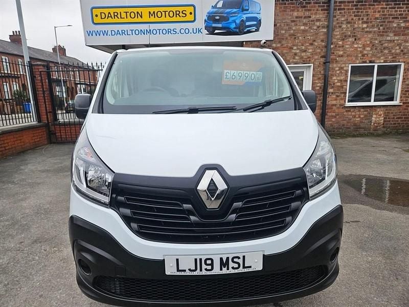 Used Renault Trafic Business 2019 White MPV