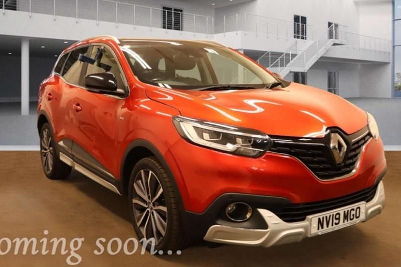 Red Used 2019 Renault Kadjar Signature SUV | £9,695 (A bit pricey) - Image 1/1