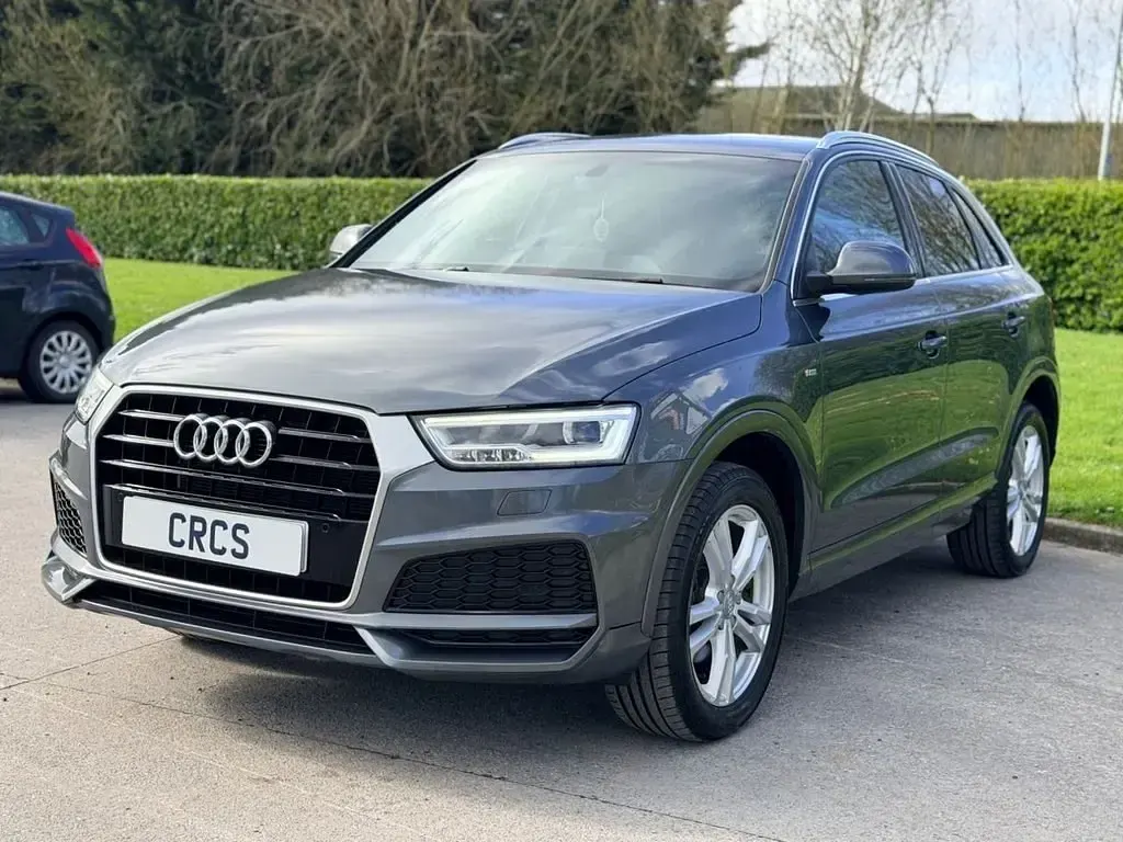 Usado Audi Q3 S-Line 150 CV (110 kW) 2017 Gris SUV