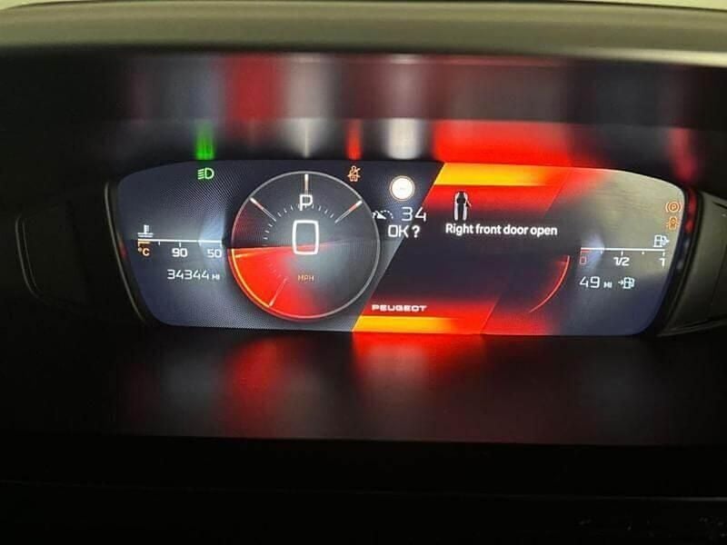 Used Peugeot 308 SW Allure Premium 129 HP (94 kW) 2023 Red Estate