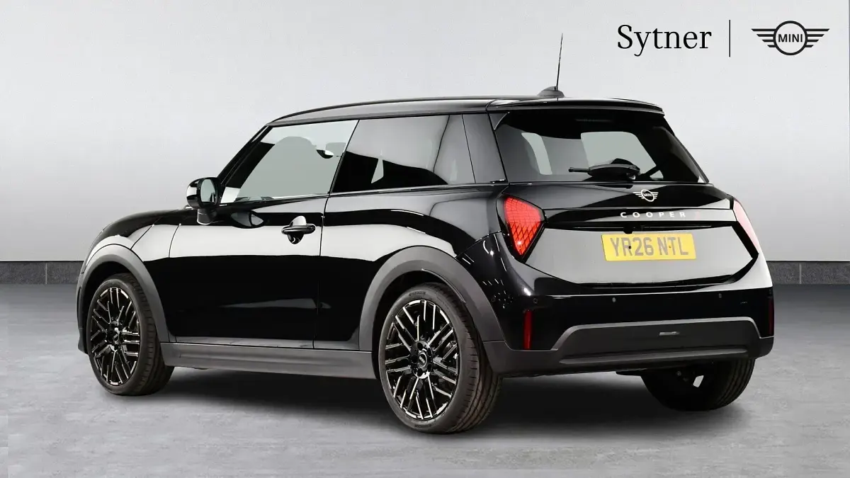 New Mini Cooper S Hatch 201 HP (147 kW) 2026 Black Hatchback