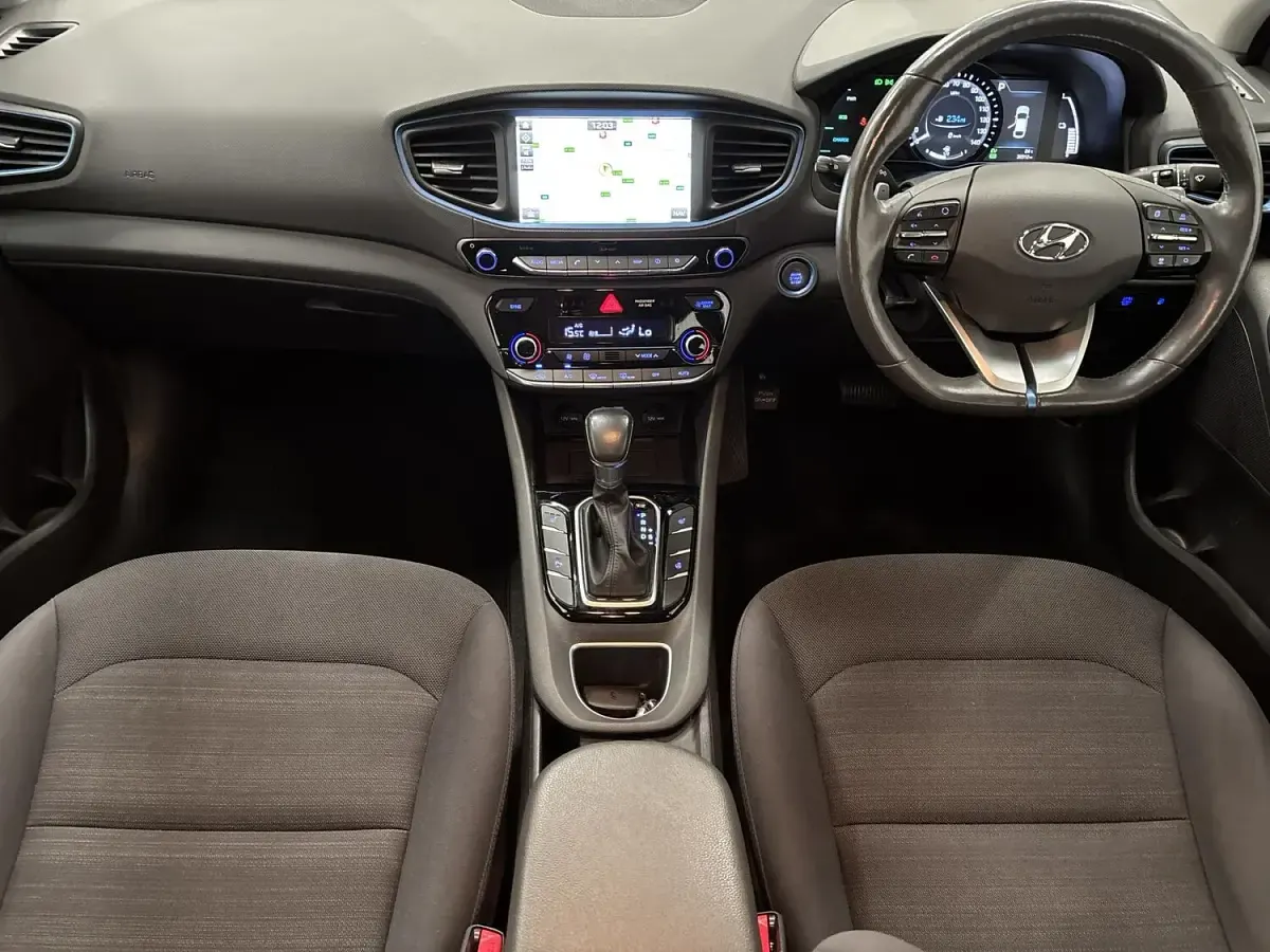 Used Hyundai Ioniq Premium 141 HP (103 kW) 2019 Silver Hatchback