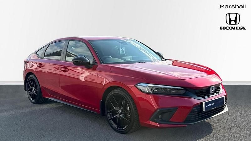 Begagnad Honda Civic Sport 143 HK (105 kW) 2023 Röd Halvkombi