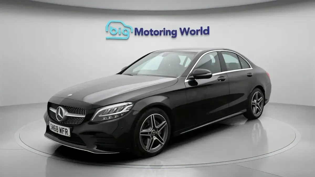 Used Mercedes C200 AMG line 181 HP (133 kW) 2019 Black Sedan