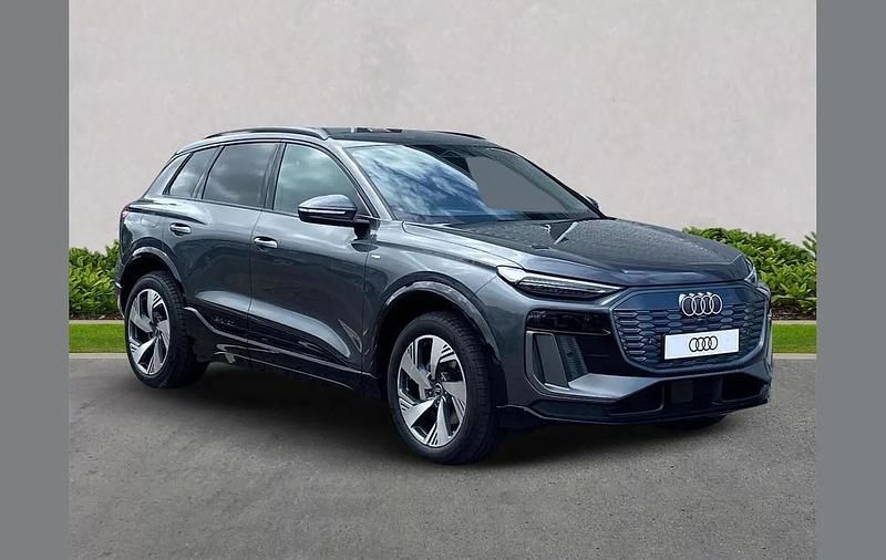 Other New 2025 Audi Q6 e-tron S-Line SUV | £63,399 (Fair price) - Image 1/4