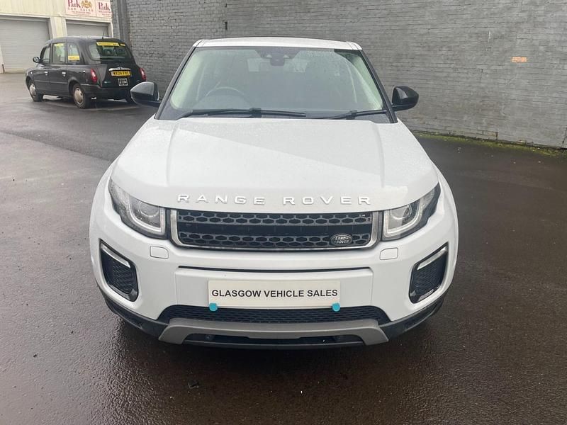 Used Land Rover Range Rover evoque SE 2016 White Estate