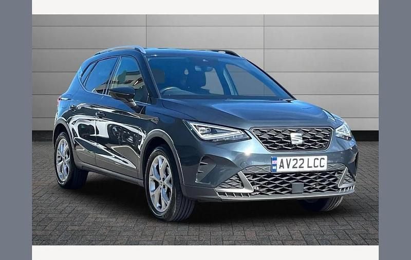 Grey Used 2022 Seat Arona FR SUV | £12,990 (Fair price) - Image 1/4