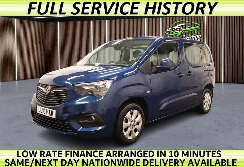 Blue Used 2019 Vauxhall Combo S MPV | £9,490 (Good price) - Image 1/4