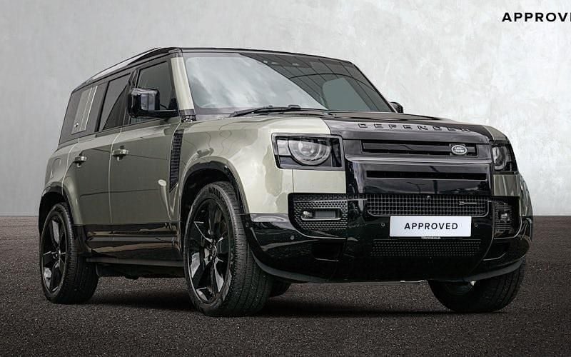 Used 2024 Land Rover Defender HSE Dynamic SUV | £52,999 - Image 1/4