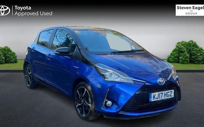 Used 2017 Toyota Yaris Hybrid Hatchback | £12,795 (Fair price) - Image 1/4