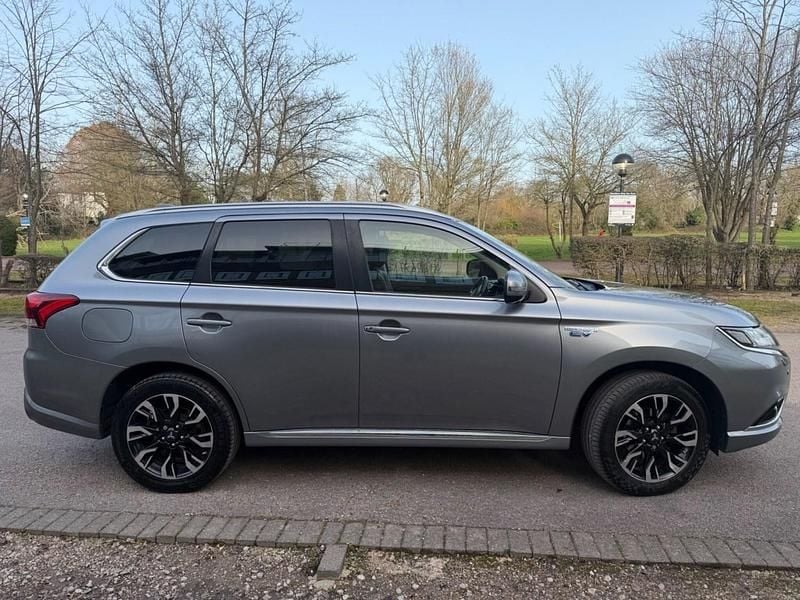 Used Mitsubishi Outlander P-HEV 2016 Grey Estate