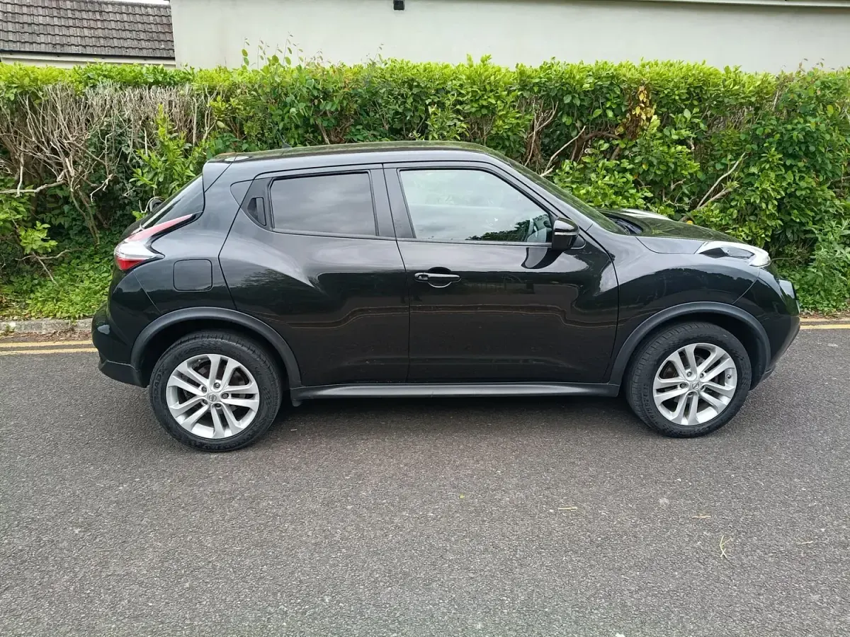 Used Nissan Juke Acenta Premium 115 HP (84 kW) 2015 Black SUV