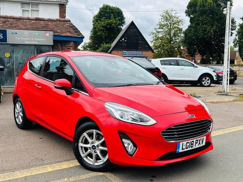 Red Used 2018 Ford Fiesta Zetec Hatchback | £5,495 (Fair price) - Image 1/4