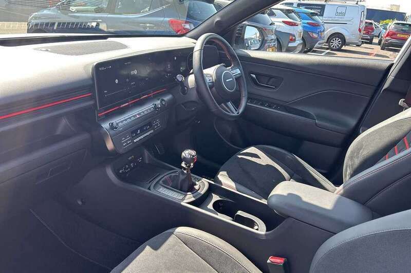 Image 2/4