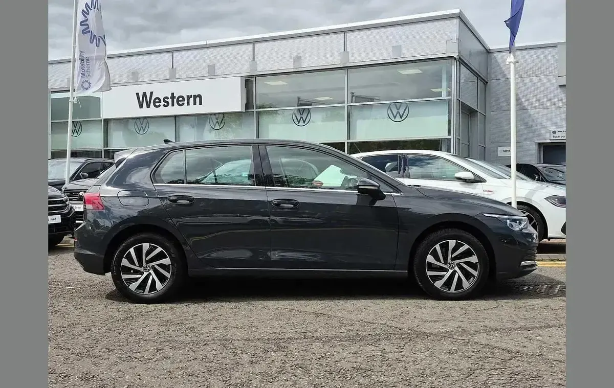 Used VW Golf VIII Style 204 HP (150 kW) 2022 Grey Hatchback