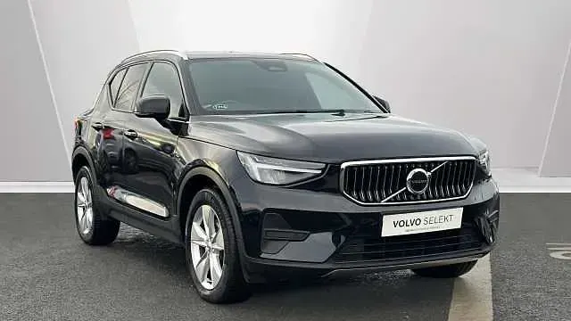 Usado Volvo XC40 Core 161 HP (118 kW) 2023 SUV