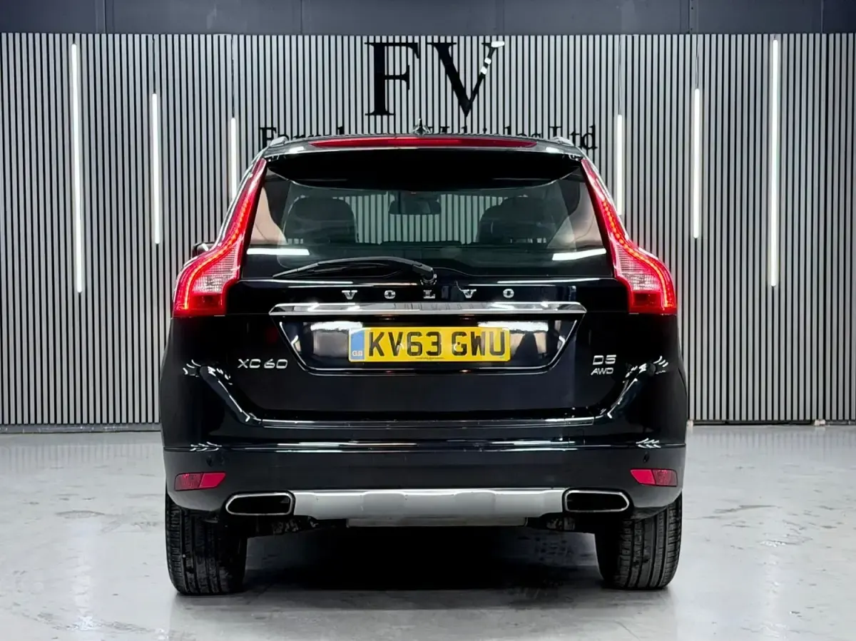 Used Volvo XC60 SE Lux 2013 Black SUV