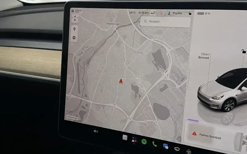 Used Tesla Model Y Standard Range 219 kW (299 HP) 2023 White SUV