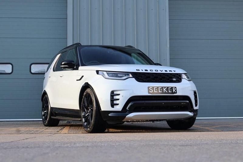 Used Land Rover Discovery 5 SE Dynamic 2023 White SUV