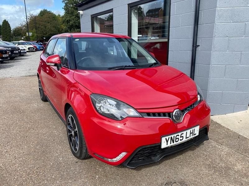 Red Used 2016 MG MG3 Hatchback | £4,995 (Fair price) - Image 1/4