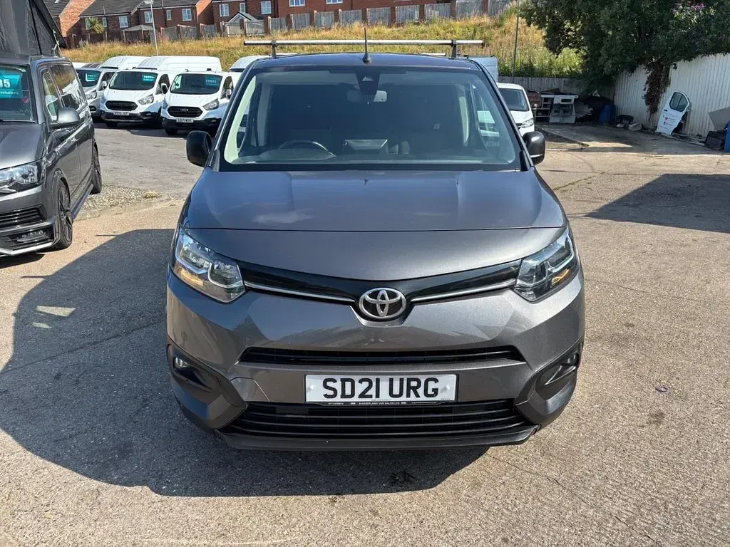 Used Toyota Proace 120 HP (88 kW) 2021 Grey MPV