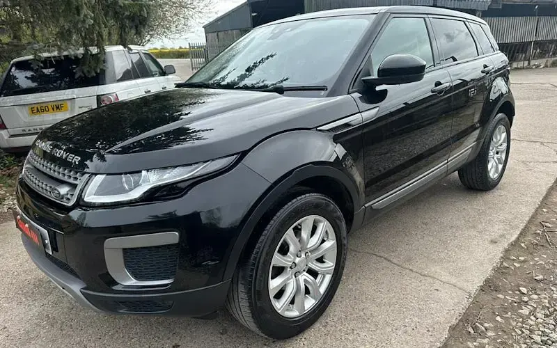 Used Land Rover Range Rover evoque SE 150 HP (110 kW) 2018 Hatchback