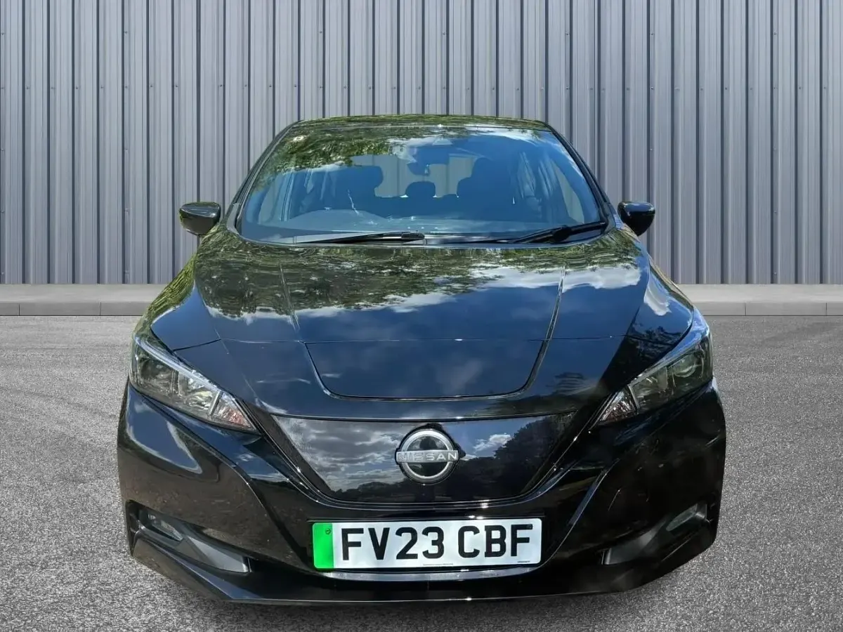 Used Nissan Leaf Acenta 110 kW (150 HP) 2023 Black Hatchback