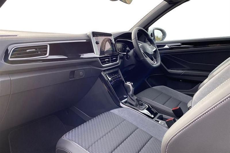 New VW T-Roc Cabriolet R-line 150 HP (110 kW) 2025 Pure white Cabriolet