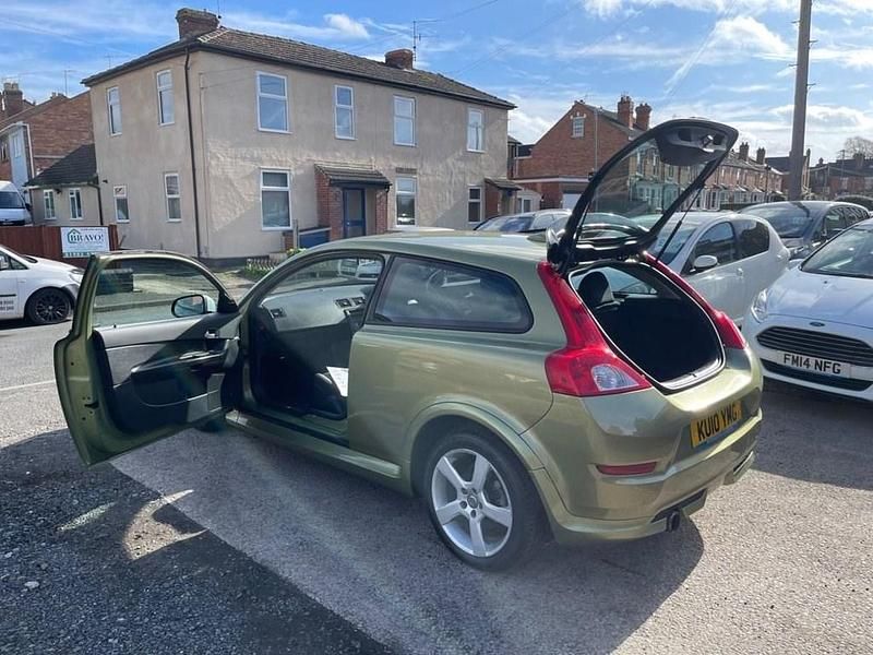 Used Volvo C30 R-Design 99 HP (72 kW) 2010 Green Hatchback