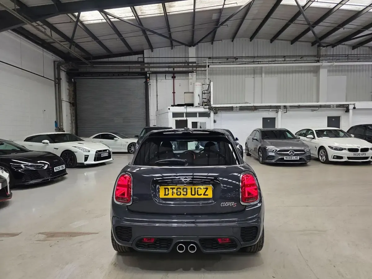 Used Mini Cooper S Hatch 189 HP (139 kW) 2020 Grey Hatchback