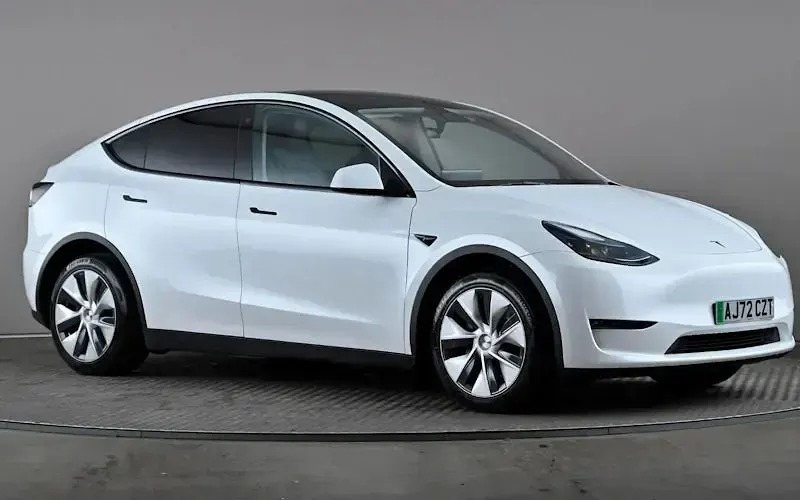 Used Tesla Model Y Long Range AWD 286 kW (389 HP) 2025 SUV