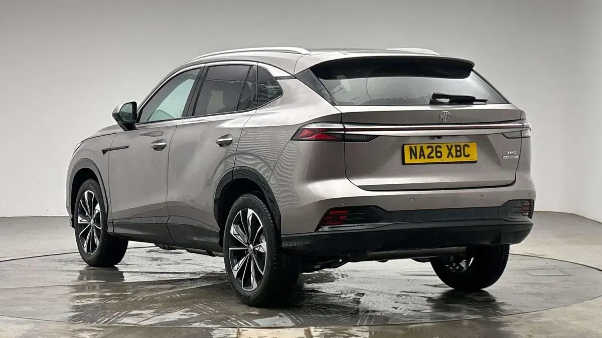 New MG HS SE 224 HP (164 kW) 2026 Silver SUV