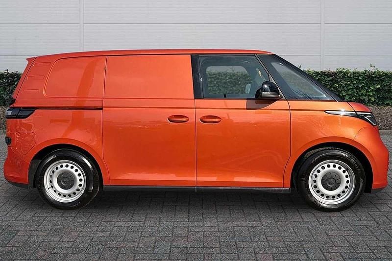 Used VW ID. Buzz 150 kW (204 HP) 2024 Orange MPV