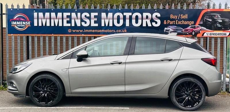 Used Vauxhall Astra Elite 136 HP (100 kW) 2017 Grey Hatchback