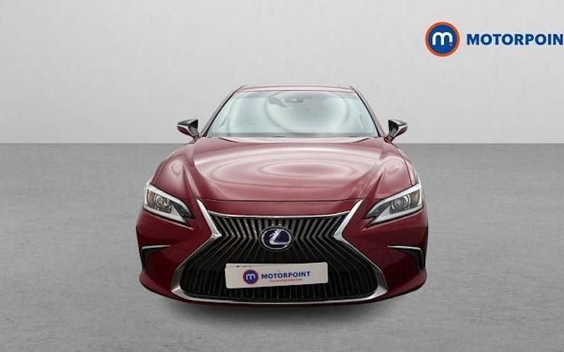 Used Lexus ES300H 218 HP (160 kW) 2021 Red Sedan