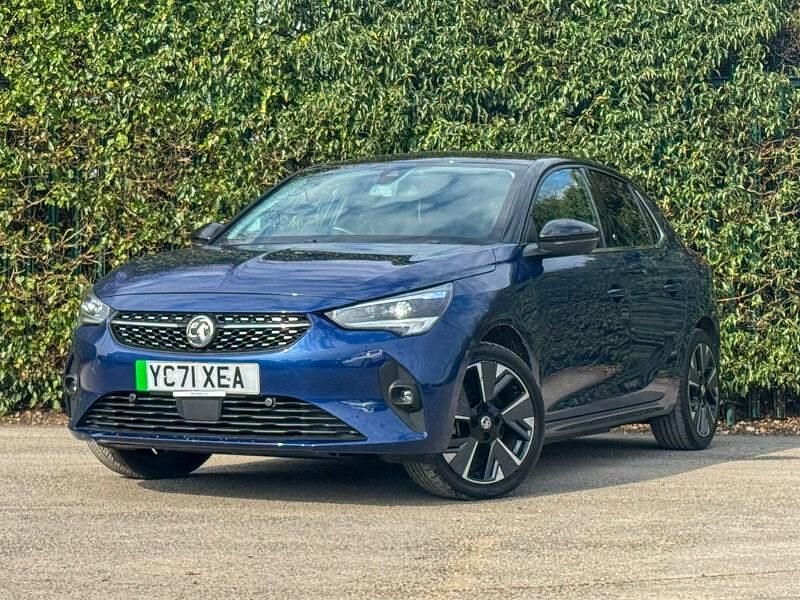 Second-hand Vauxhall Corsa-e Elite 100 kW (136 CP) 2020 Albastru Hatchback